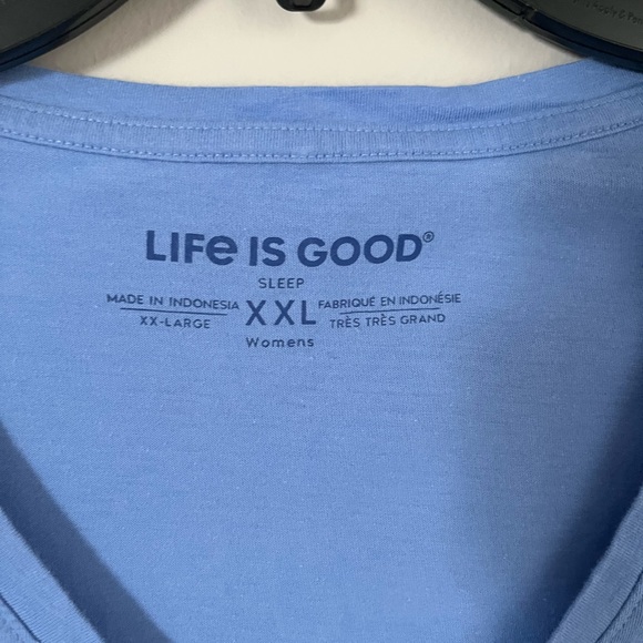 Life is Good Blue V-Neck T-Shirt with White Flower - Picture 3 of 4